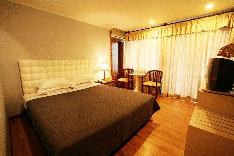 Lake Hills Hotel Songnisan Boeun Oda fotoğraf