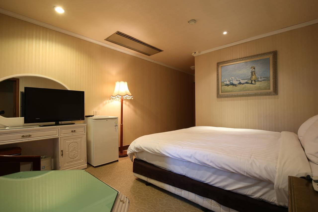 Lake Hills Hotel Songnisan Boeun Dış mekan fotoğraf