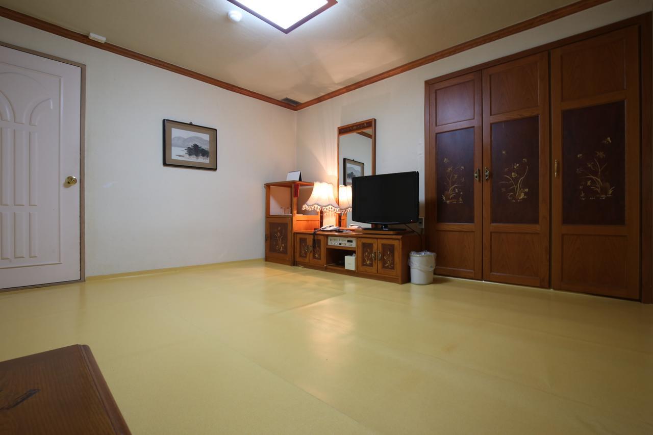Lake Hills Hotel Songnisan Boeun Dış mekan fotoğraf