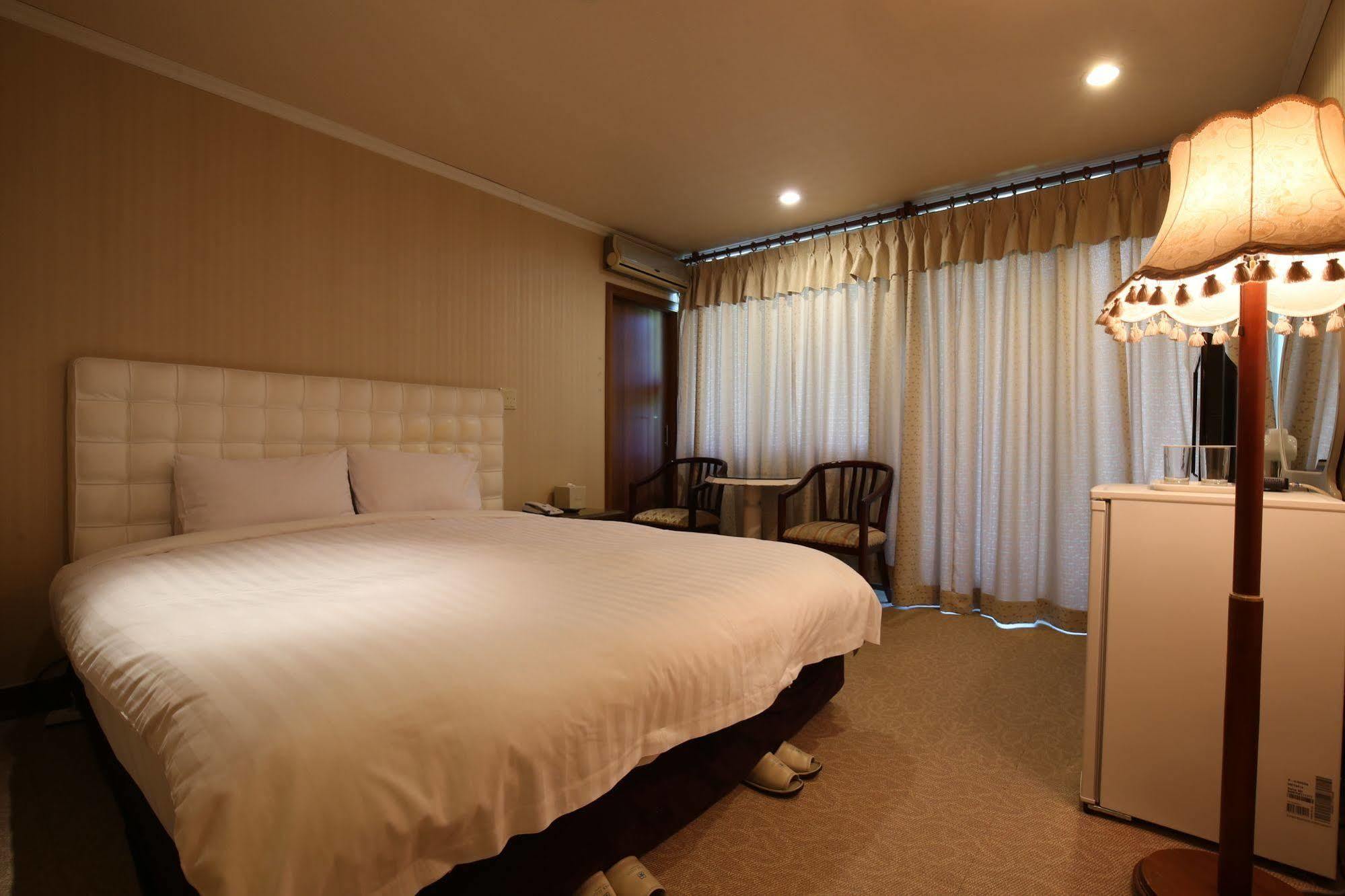 Lake Hills Hotel Songnisan Boeun Dış mekan fotoğraf